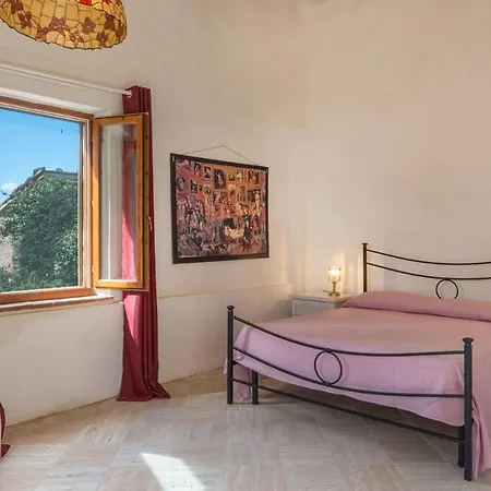 Casale Rasa 20&2, Emma Villa *